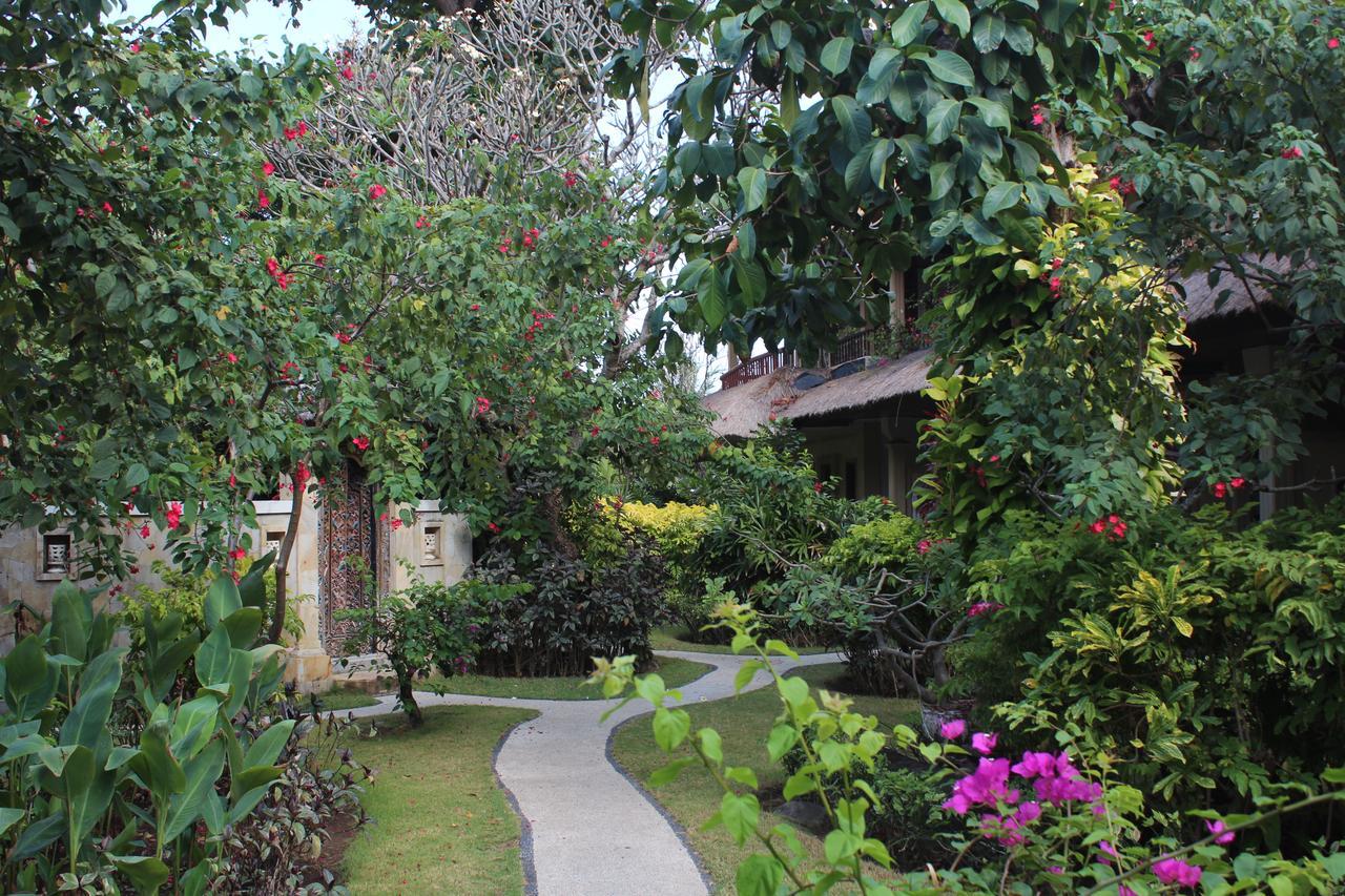 The Sari Beach Legian Exterior foto