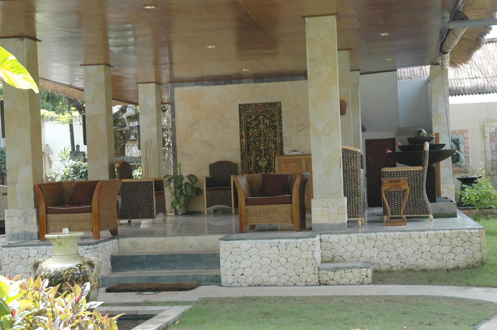 The Sari Beach Legian Exterior foto