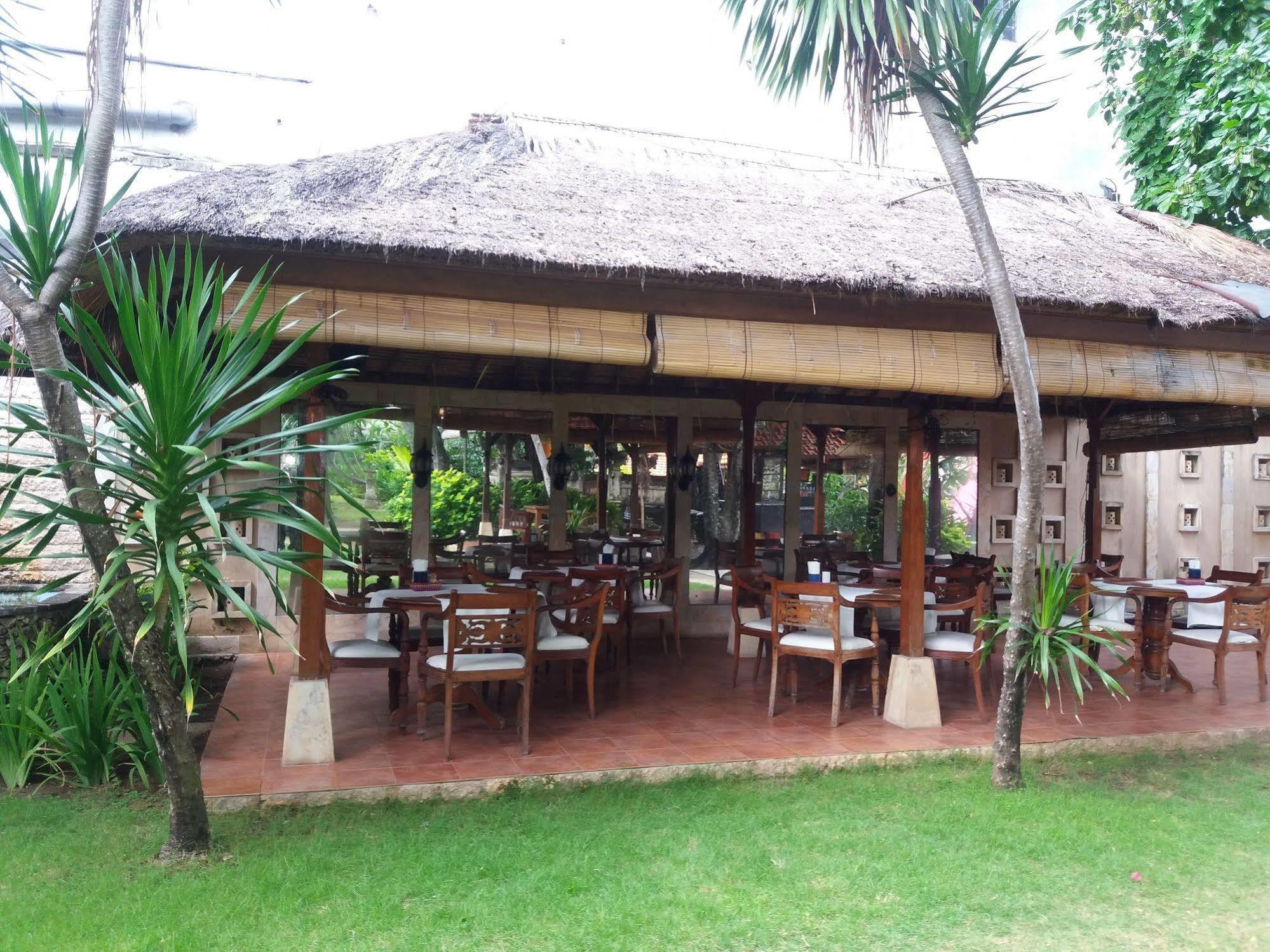 The Sari Beach Legian Exterior foto